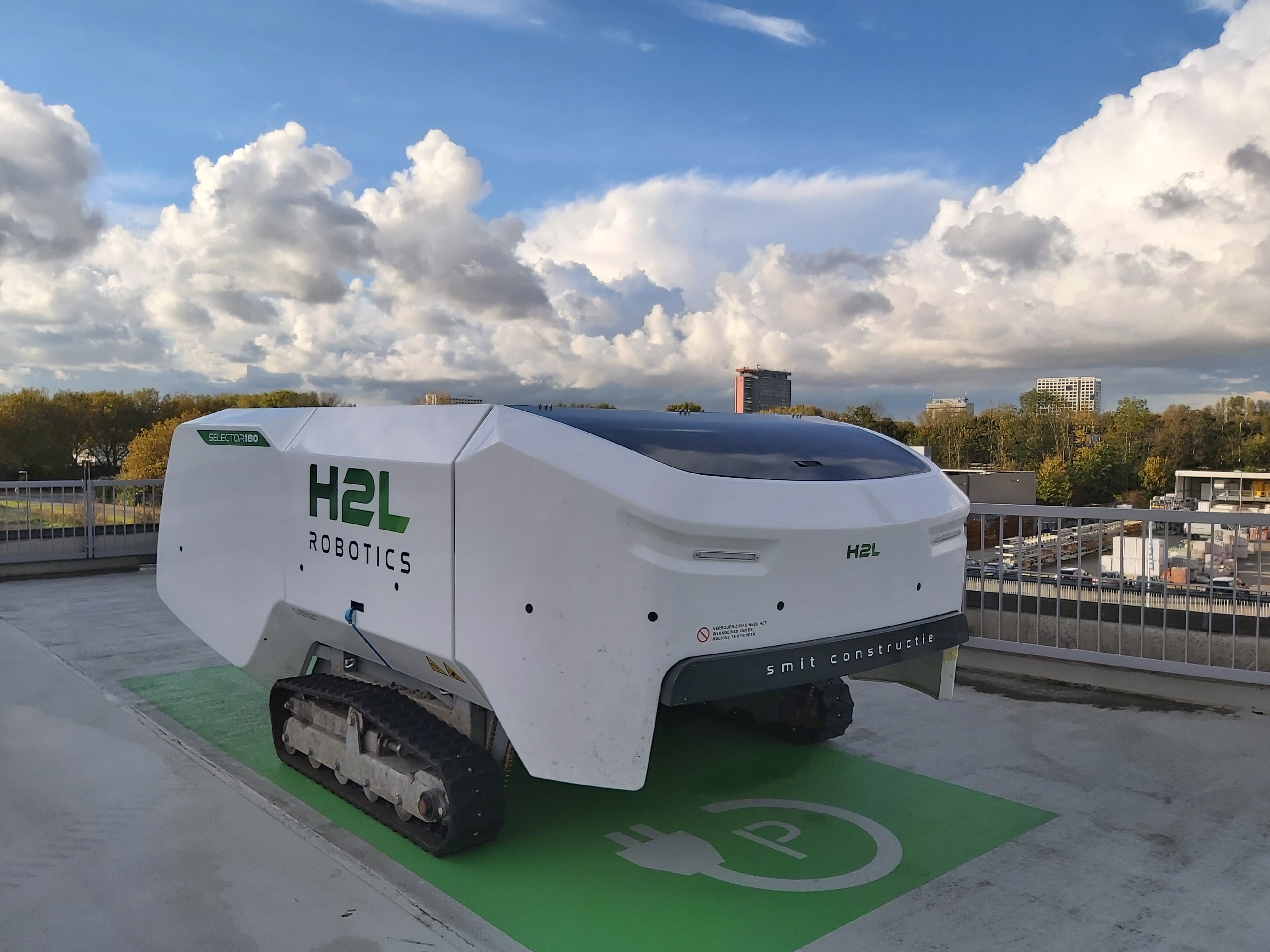 H2L machine up close